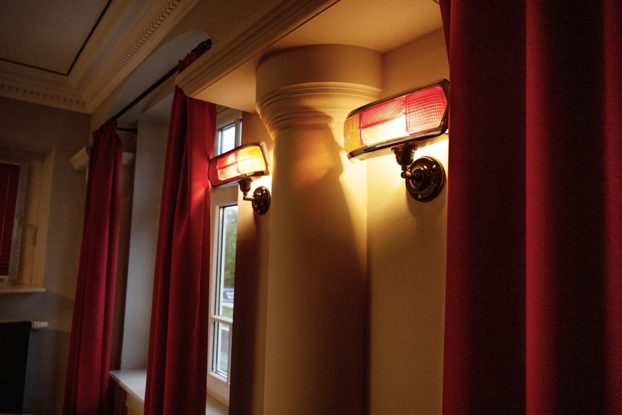 Motorworld Inn Warthausen Екстер'єр фото